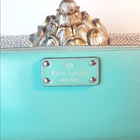 Kate Spade Neda Wellesley Green Leather  Wallet - Picture 4 of 10